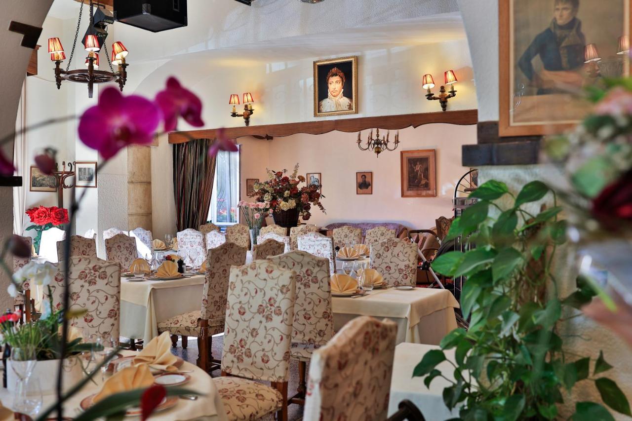 Hotel Logis Le Relais Imperial Saint-Vallier-de-Thiey Exteriér fotografie