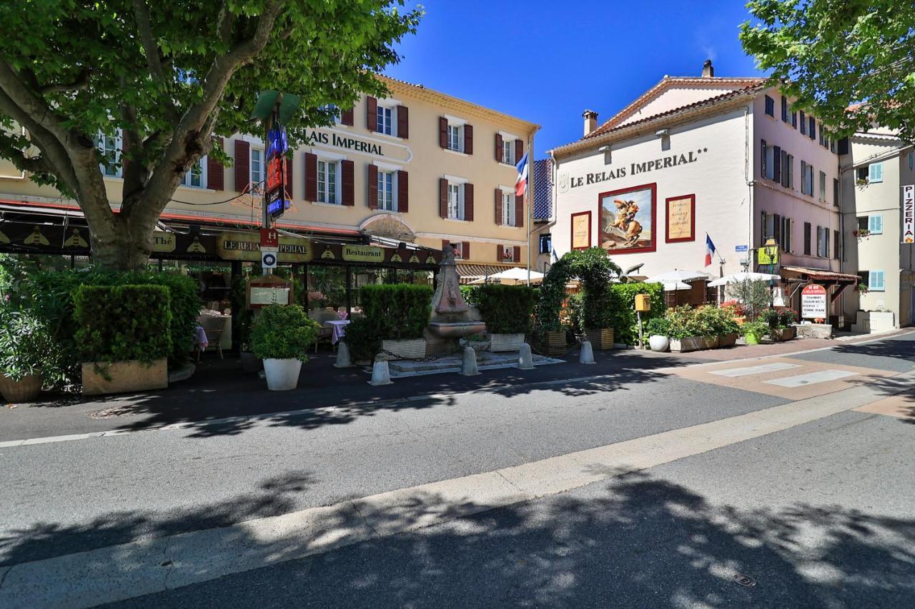 Hotel Logis Le Relais Imperial Saint-Vallier-de-Thiey Exteriér fotografie