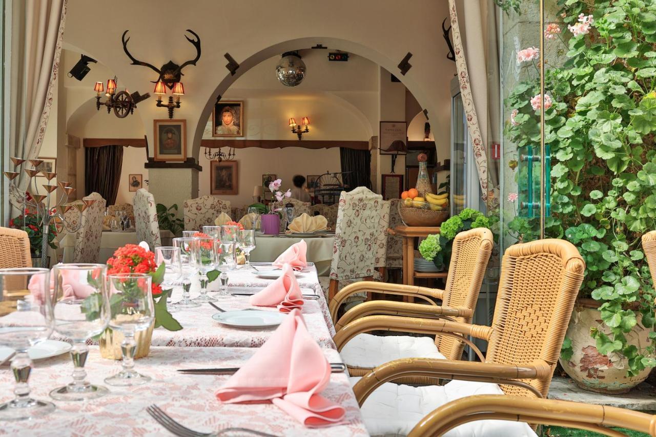 Hotel Logis Le Relais Imperial Saint-Vallier-de-Thiey Exteriér fotografie