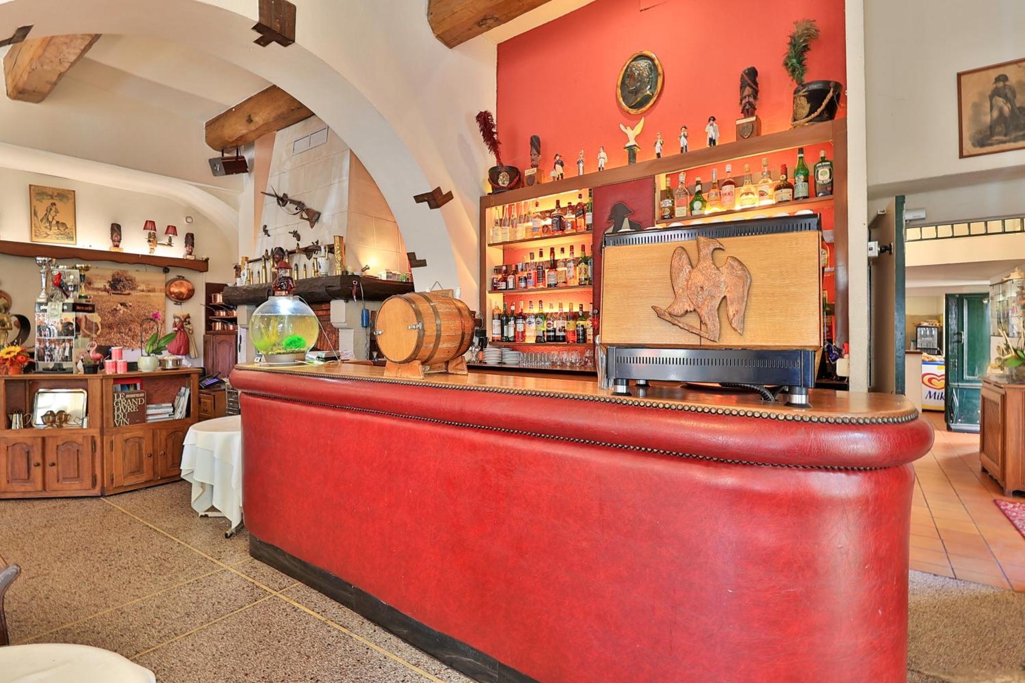 Hotel Logis Le Relais Imperial Saint-Vallier-de-Thiey Exteriér fotografie