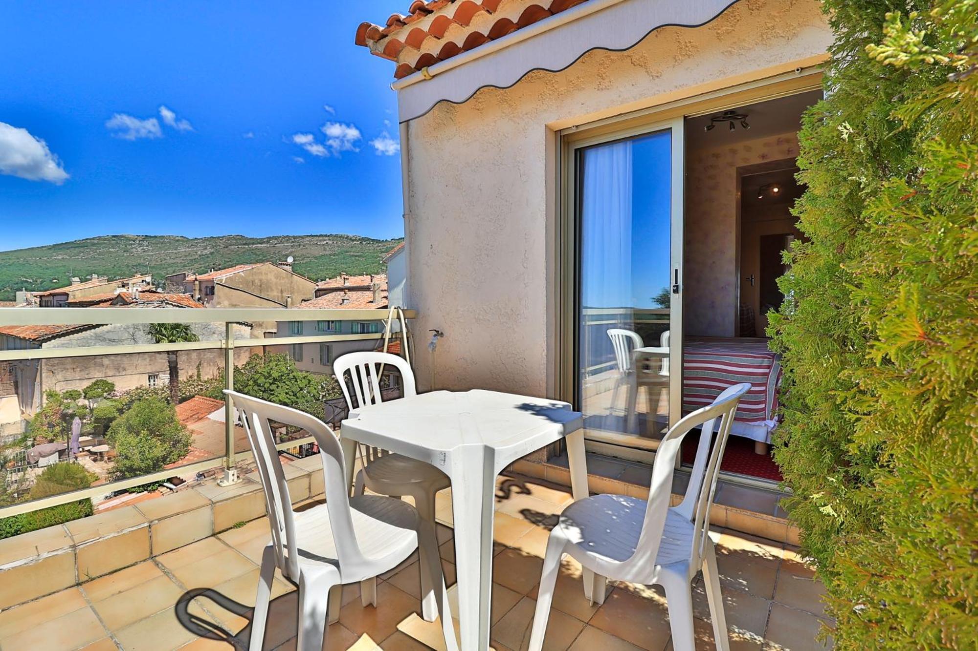 Hotel Logis Le Relais Imperial Saint-Vallier-de-Thiey Exteriér fotografie