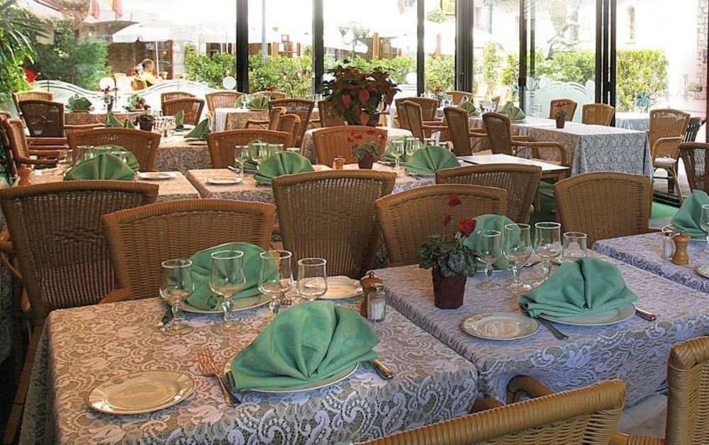 Hotel Logis Le Relais Imperial Saint-Vallier-de-Thiey Exteriér fotografie